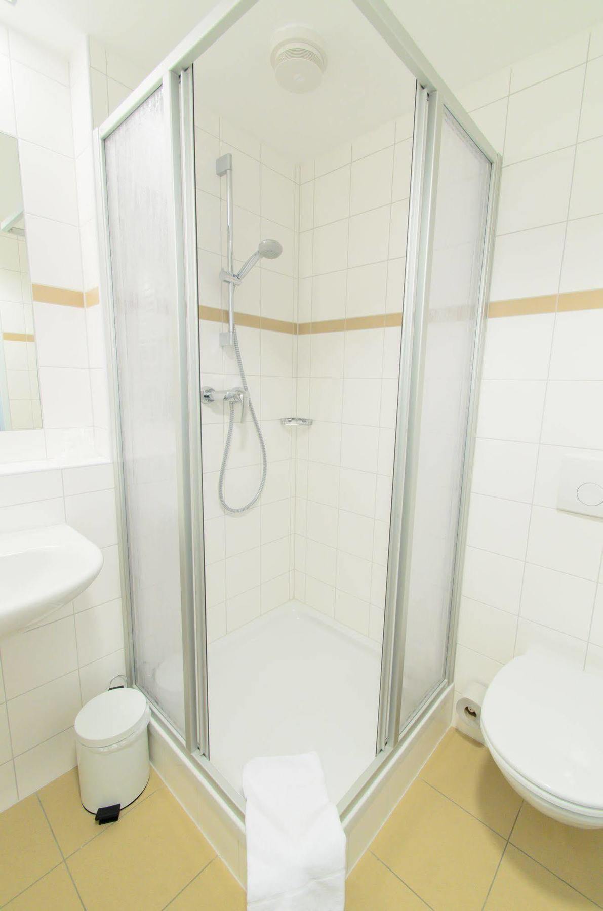 Jufa Hotel Knappenberg Ober-Gossen Dış mekan fotoğraf
